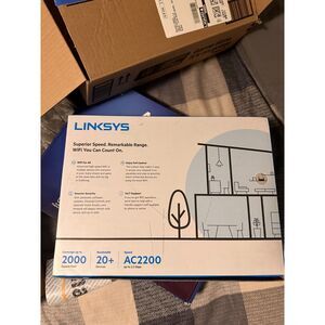Linksys MR8300 Tri-Band Mesh AC2200 Wi-Fi Router - Brand New In Box